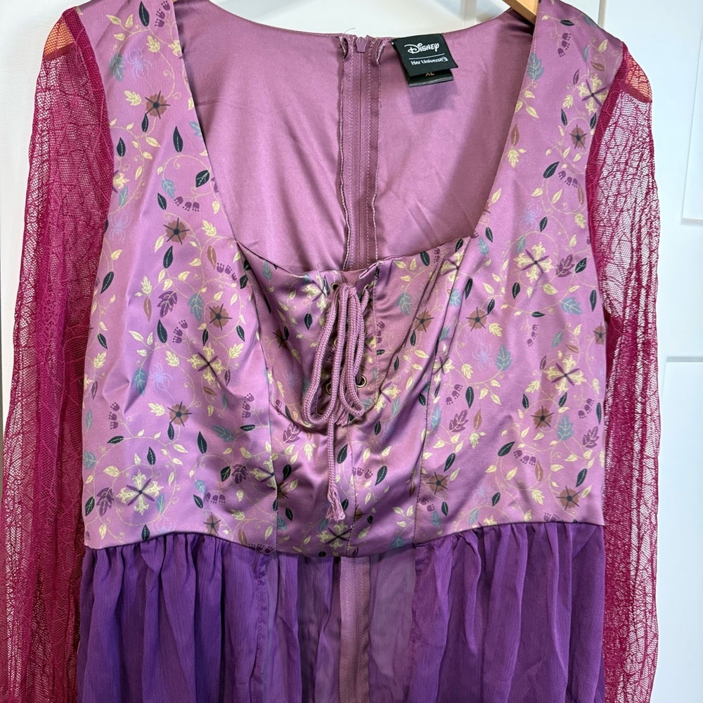 Her Universe Disney Hocus Pocus Sarah Peplum Lace-Up long sleeve top size XL - Picture 2 of 13